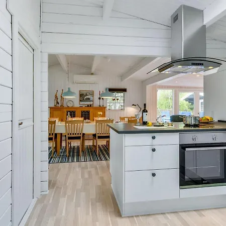 Vakantiehuis Hardina - 300m From The Sea In Funen By Interhome Martofte