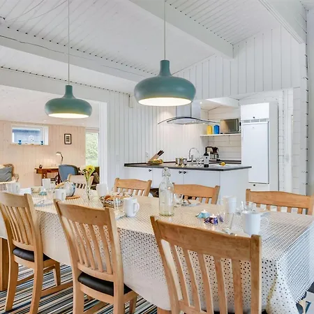 Сasa de vacaciones Hardina - 300m From The Sea By Interhome Martofte